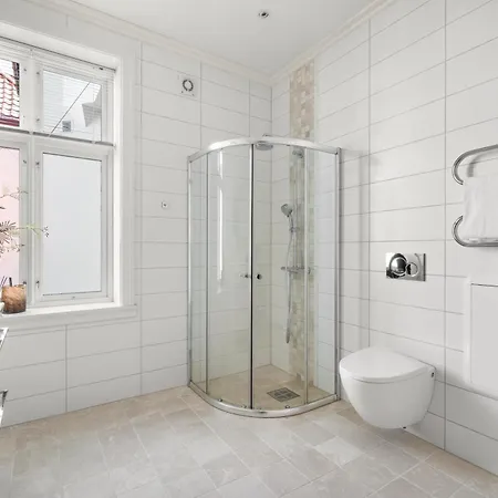 Scandinavian Luxury In Bergen's Finest Street * Bergen