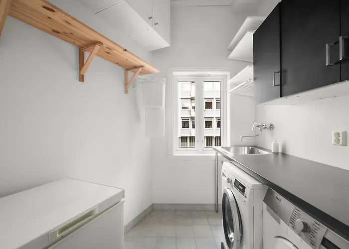 Scandinavian Luxury In Bergen's Finest Street Daire