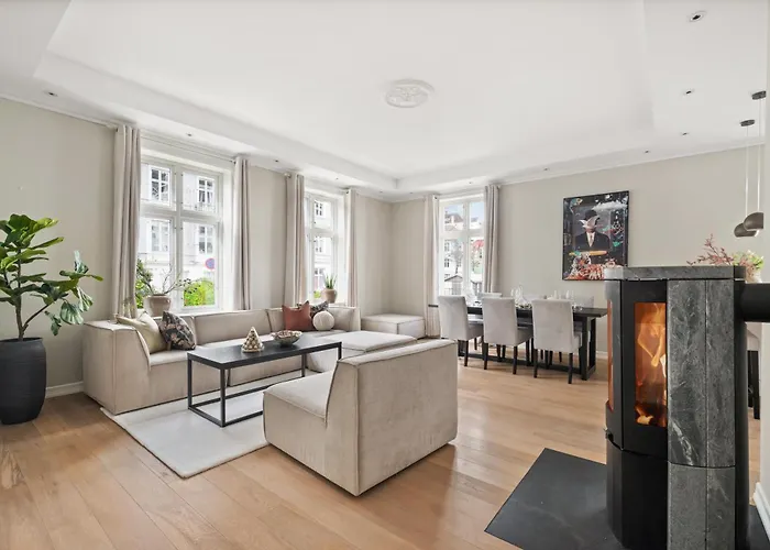 Scandinavian Luxury In Bergen's Finest Street Appartamento Bergen