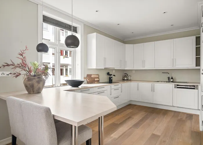 Scandinavian Luxury In Bergen's Finest Street * Bergen