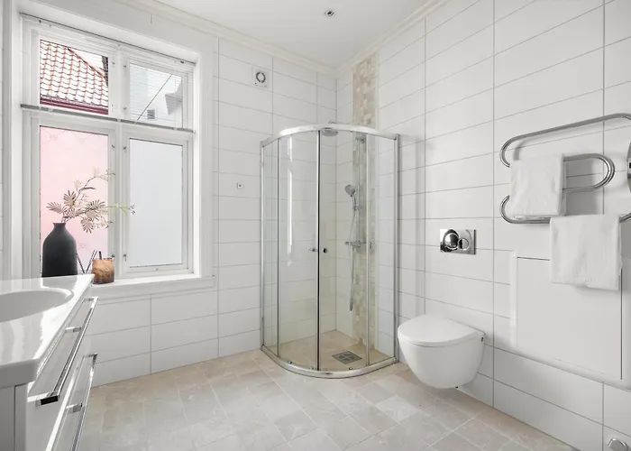 Scandinavian Luxury In Bergen's Finest Street * Bergen